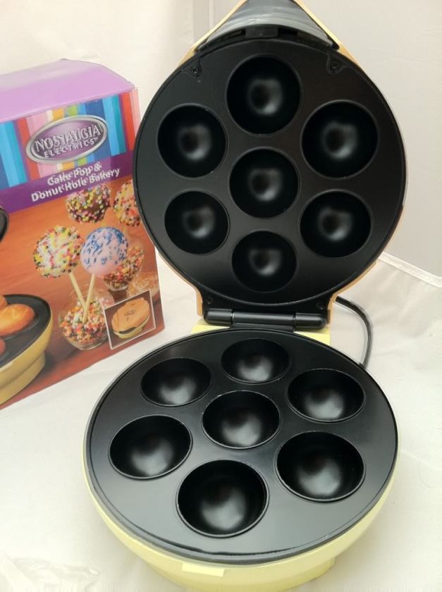   Electrics Cake Pop and Donut Hole Maker JFD 100   NEW OPEN BOX